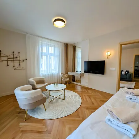 Masaryk Apartament *